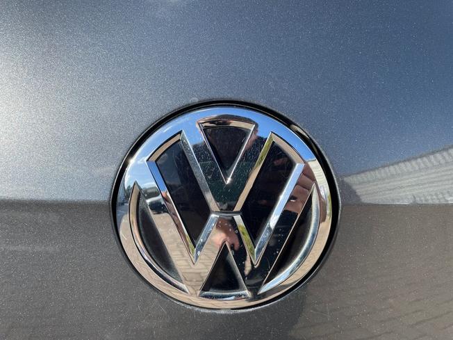Volkswagen Golf Photo 42