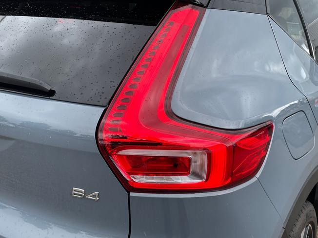 VOLVO Xc40 Photo 18