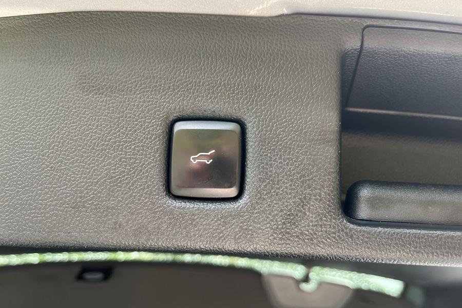 Ford Kuga Photo autoimg-9ce10c7b8009e72a17def2e1fd083ad86b36af9e.jpg