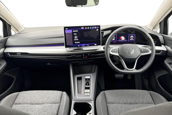 VOLKSWAGEN Golf Photo 10