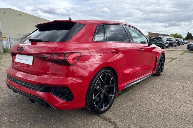 AUDI RS3 Photo 45