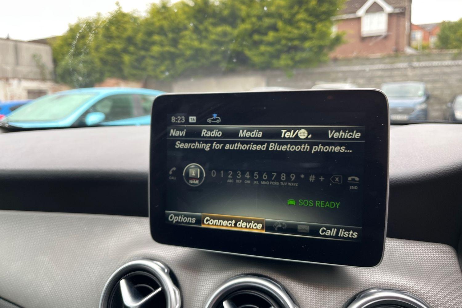 Mercedes-Benz GLA Photo 33