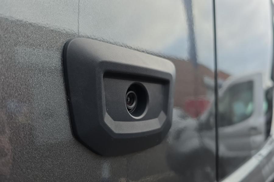 Ford E-TRANSIT Photo autoimg-9ce7aa58ec16b6c6e0bf58d7de8b9755984b8781.jpg