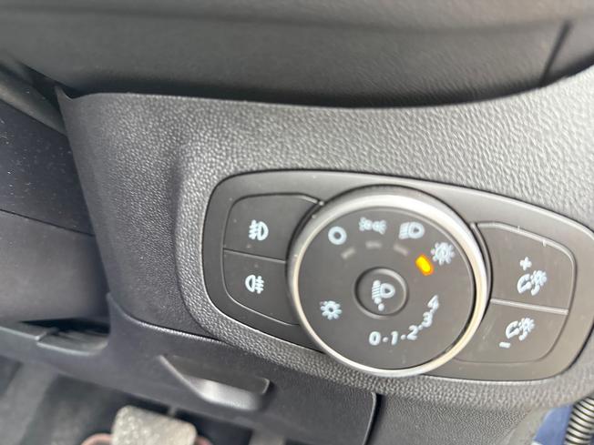 FORD Fiesta Photo 29