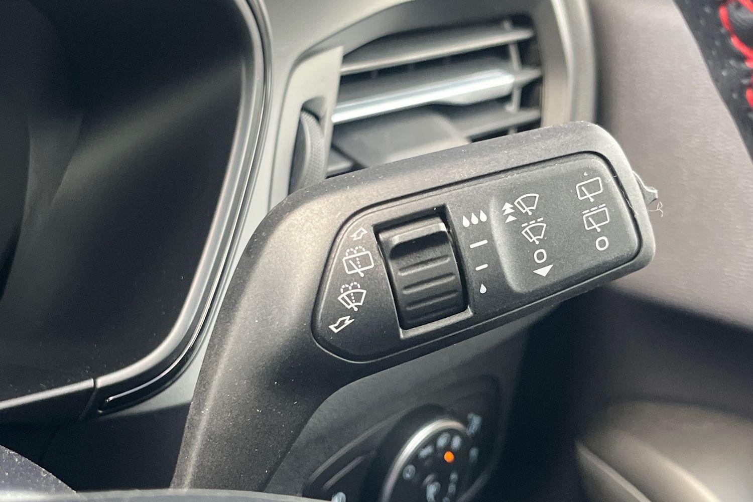 Ford FOCUS Photo 14