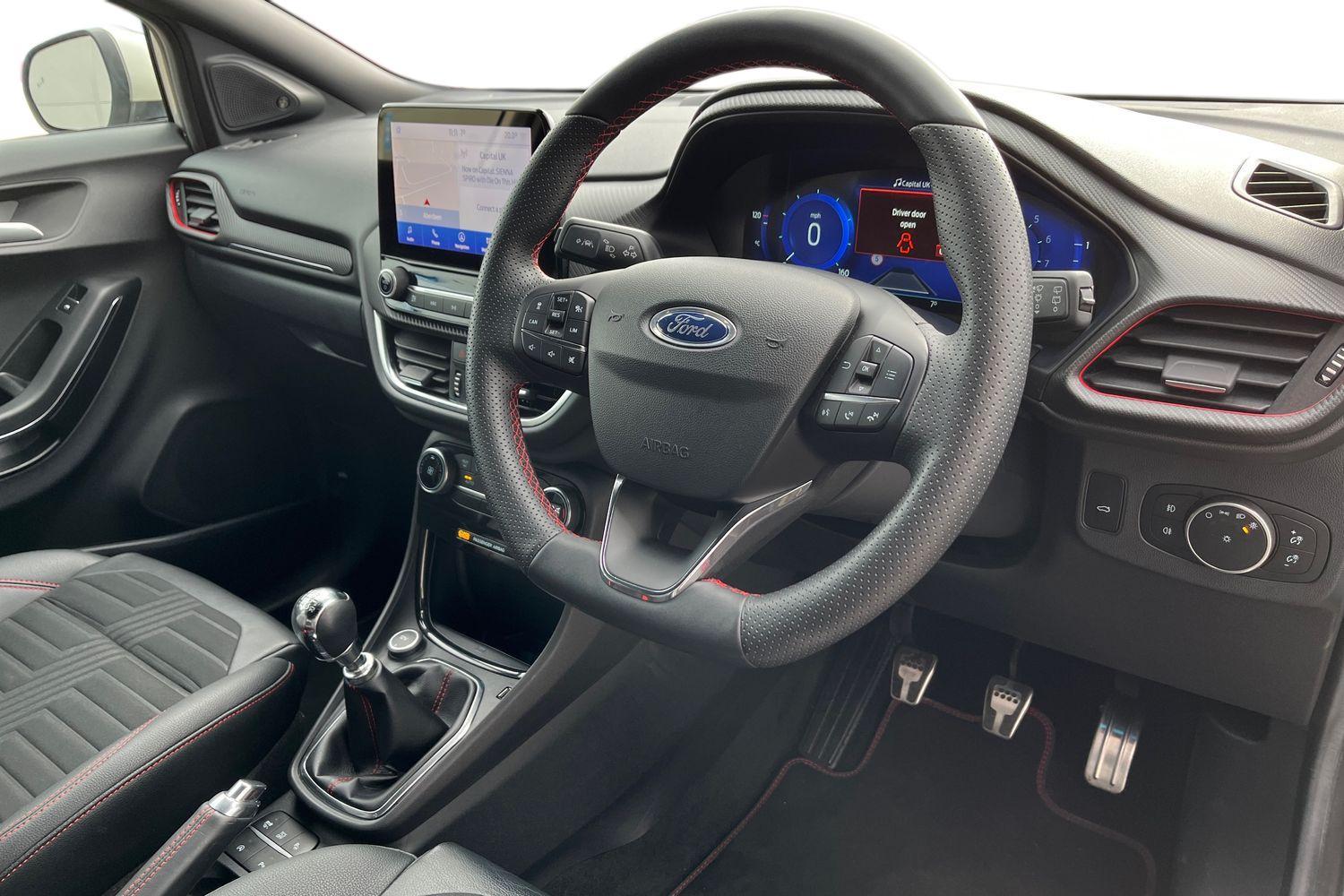 Ford PUMA Photo 8
