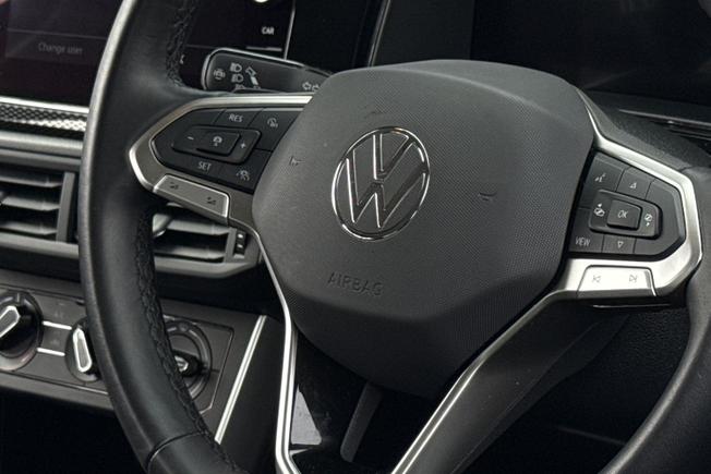 VOLKSWAGEN Polo Photo 40