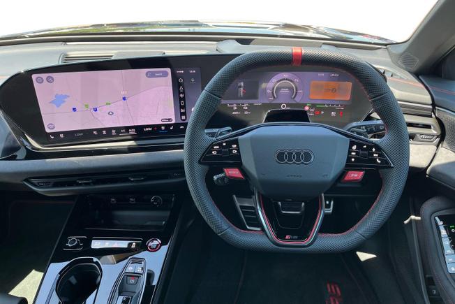 AUDI RS5 Avant Photo 11