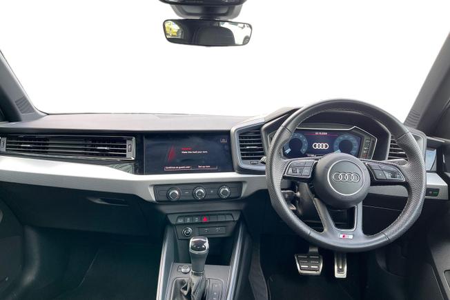 AUDI A1 Photo 10