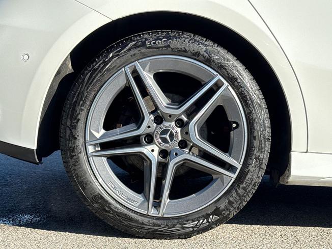 MERCEDES-BENZ A Class Photo 5
