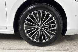 VOLKSWAGEN Passat Photo 5