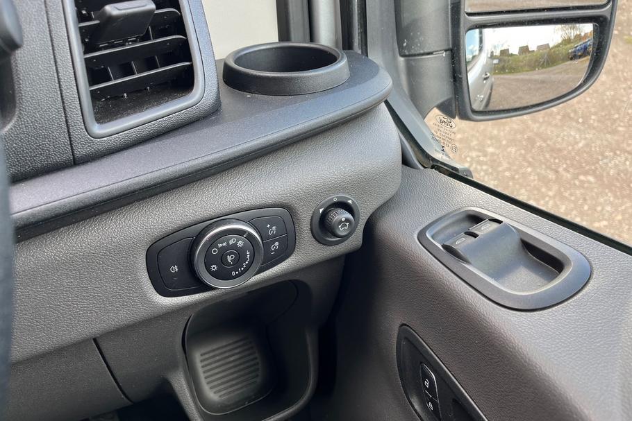 Used FORD TRANSIT WO23CUG 36