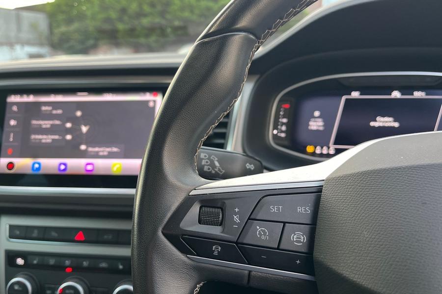 SEAT ATECA Photo autoimg-9cfb5ccb7839a89bffd6f77d0d39e9efbefb3326.jpg