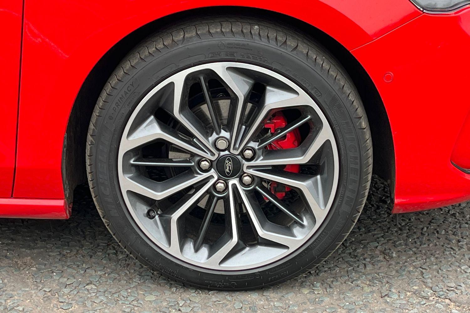 Ford FOCUS Photo 7