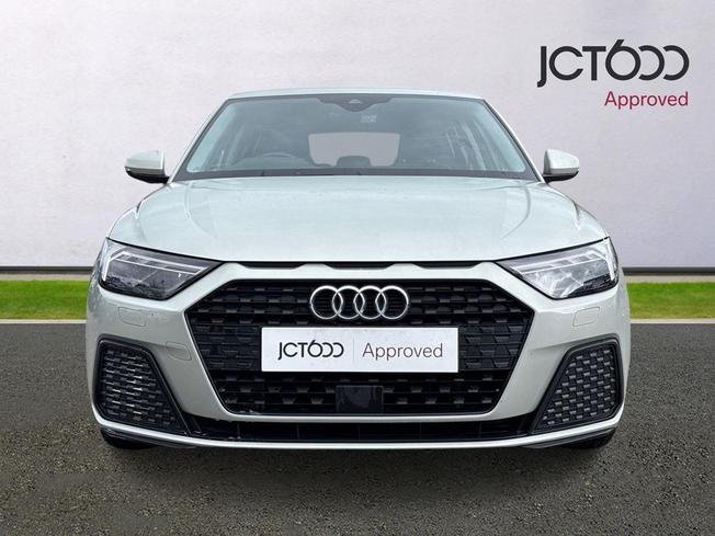 Audi A1 Photo 8