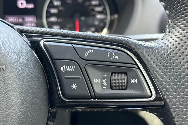AUDI Q2 Photo 17