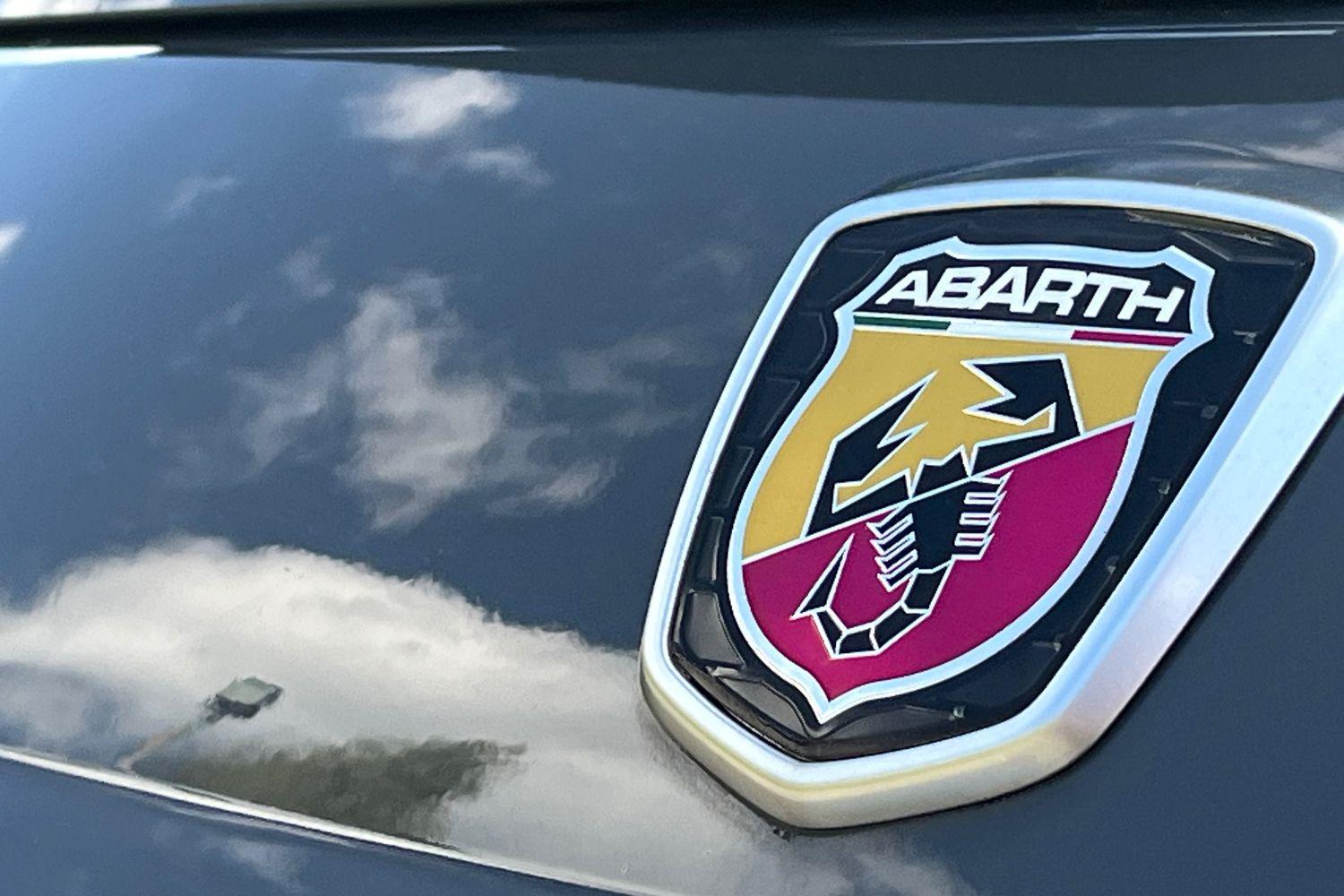 Abarth 595 Photo 39