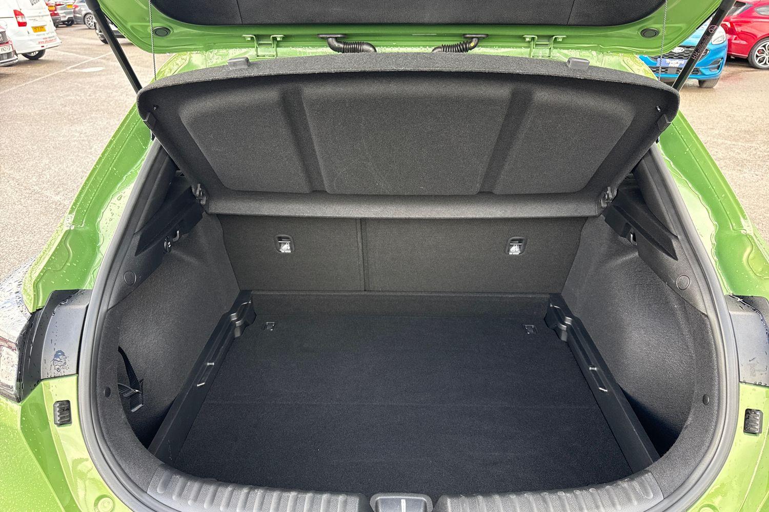 Kia XCEED Photo 20