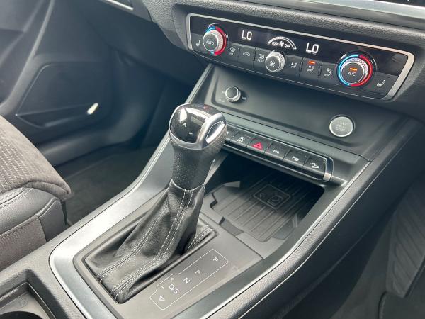 Audi Q3 Photo autoimg-9d04c2e1ad03472473d731f1f6936d3f693f045e.jpg
