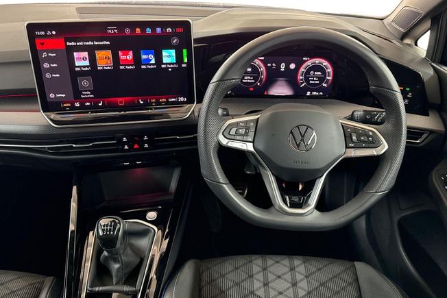 VOLKSWAGEN Golf Photo 11