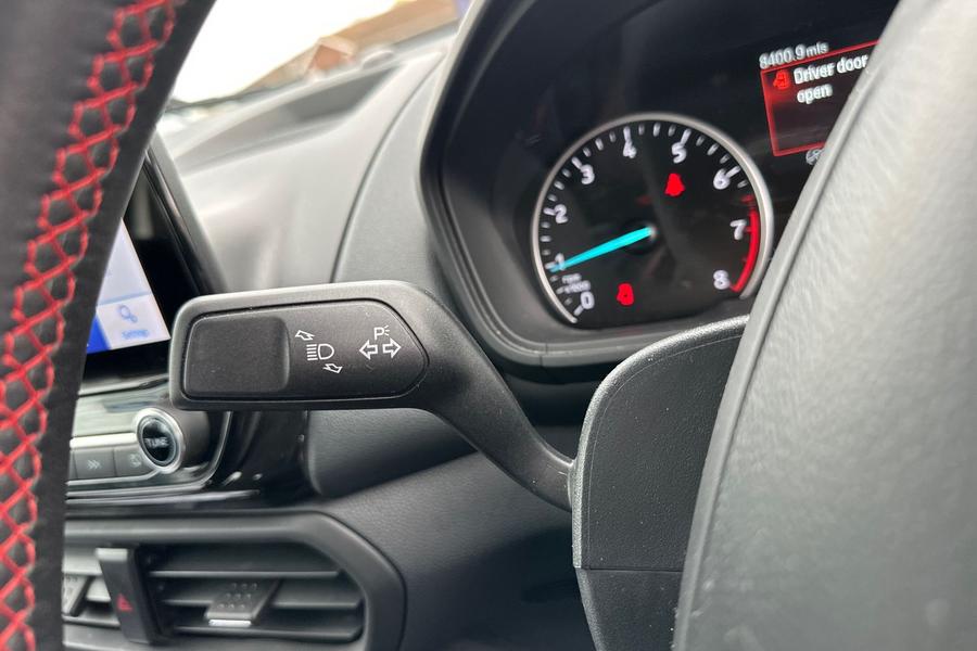 Ford ECOSPORT Photo autoimg-9d0a670275457b9dd7eb39d74f1057e72b9ed7d7.jpg