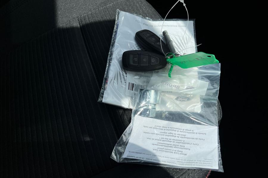 Ford FOCUS Photo autoimg-9d0e638949bd7a4f09bd9d55f3700ae08b7e50b9.jpg