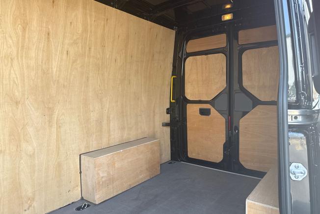 Volkswagen Crafter Photo 9