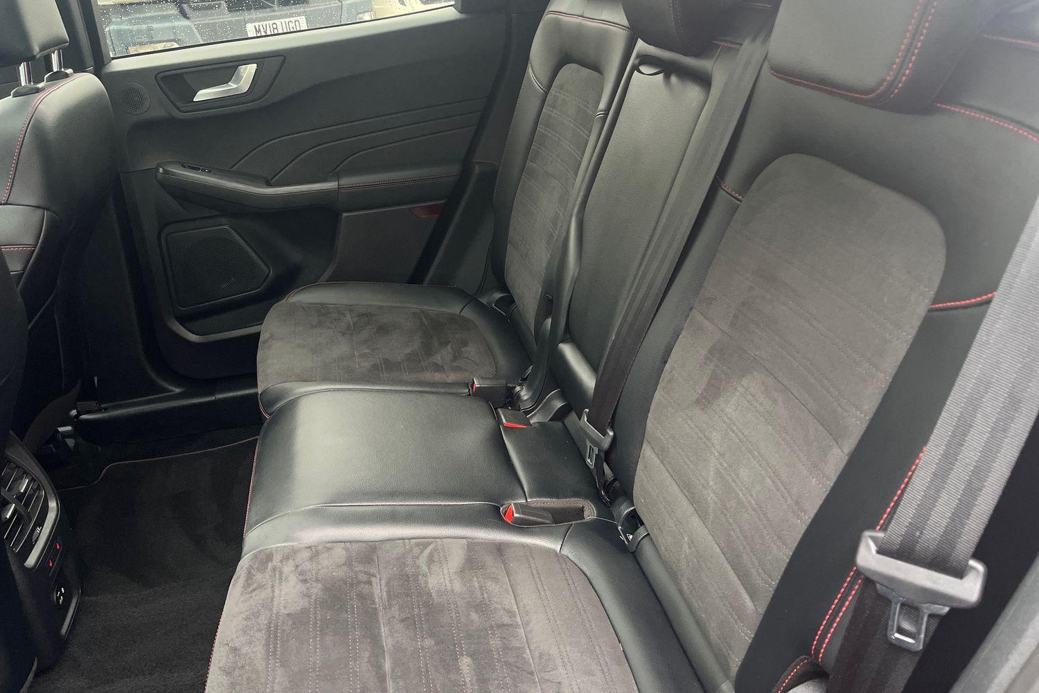 Ford KUGA Photo 19