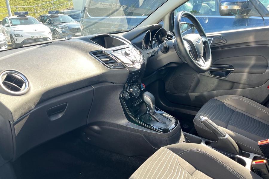 Ford Fiesta Photo autoimg-9d149a354539b6b74bd0593f14d799b813cc7be2.jpg