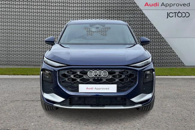 AUDI Q3 Photo 8