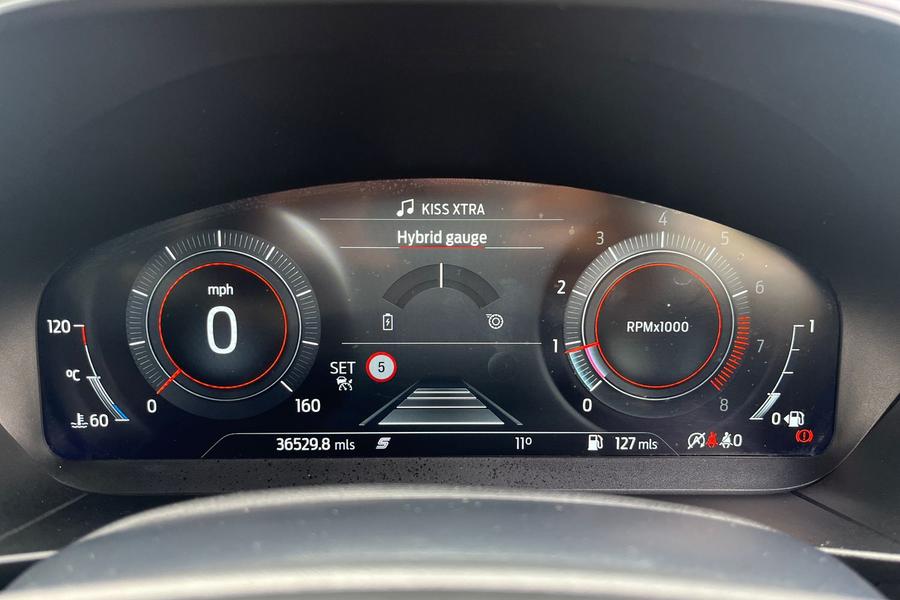 Ford FOCUS Photo autoimg-9d2240098a5e8019071a9b0c131f0c21a4f76cb2.jpg