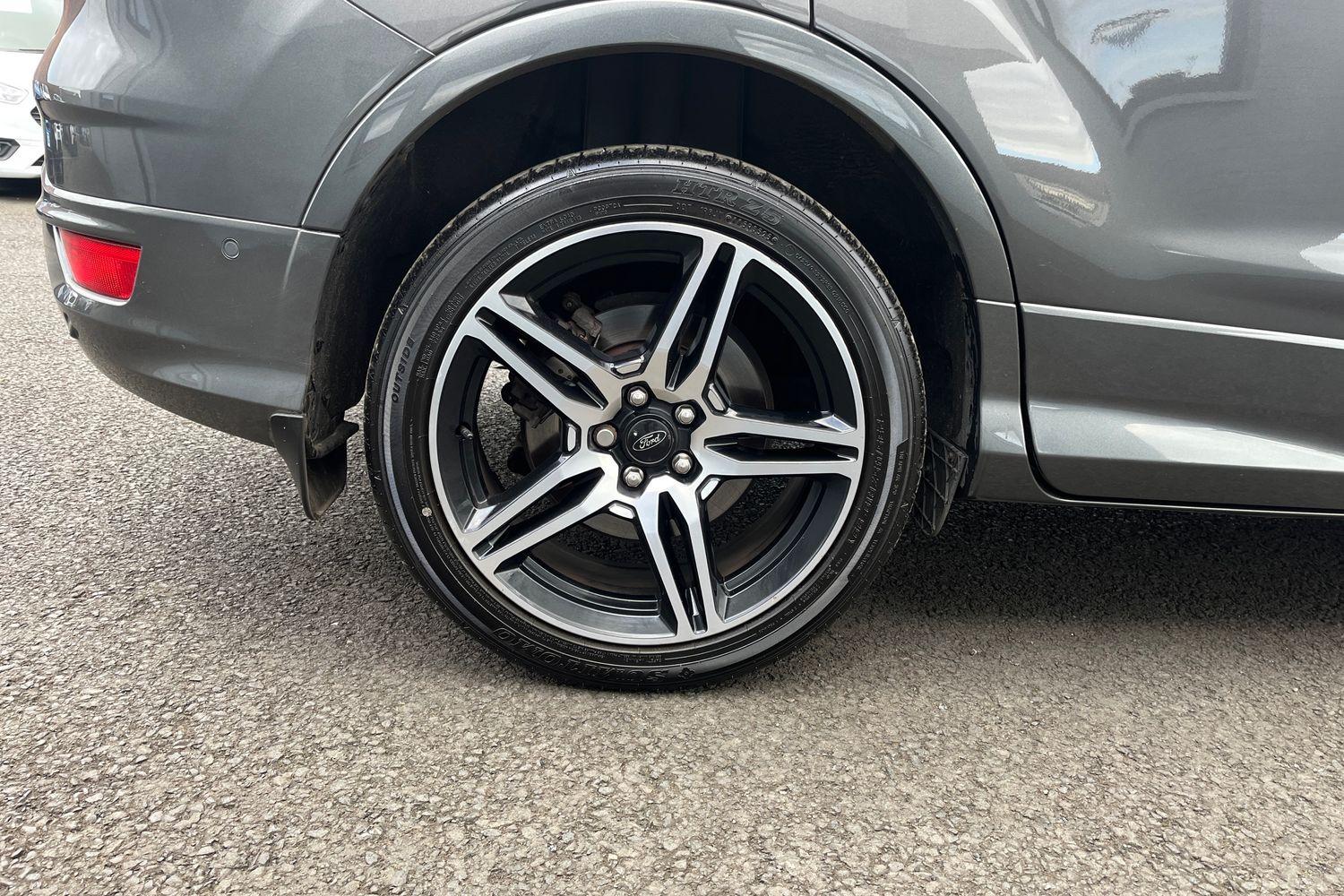 Ford KUGA Photo 7