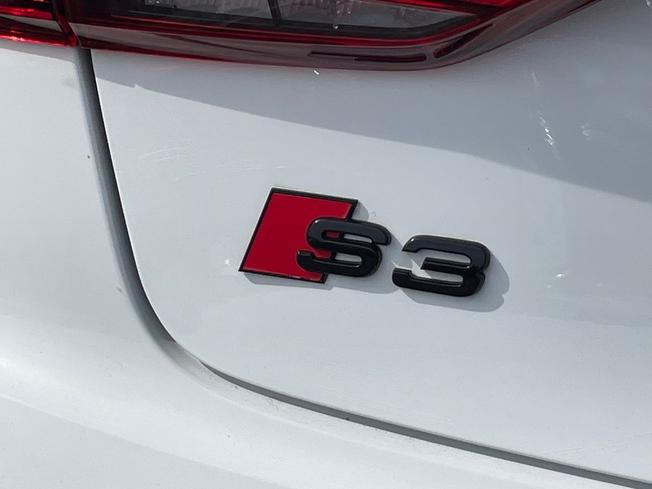 AUDI S3 Photo 24