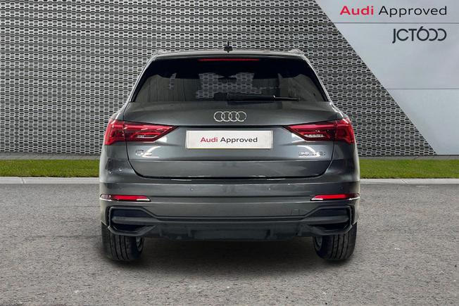 AUDI Q3 Photo 7