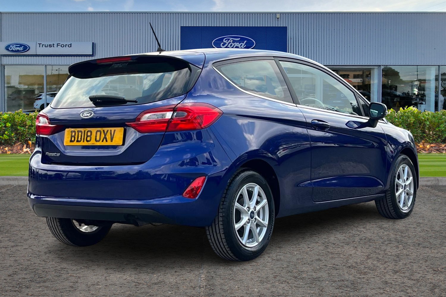 Ford Fiesta Photo 3