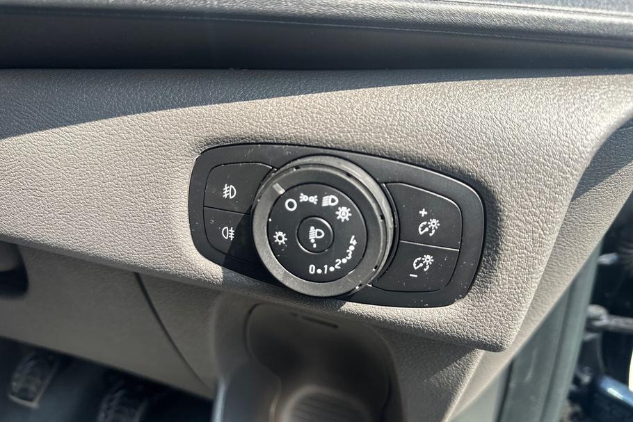 Used Ford TRANSIT CUSTOM PM53OAT 15
