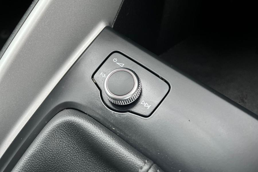 Audi A1 Photo autoimg-9d2a64d9bc1eb83c9ebbf06b4cd3b401dc31be3d.jpg