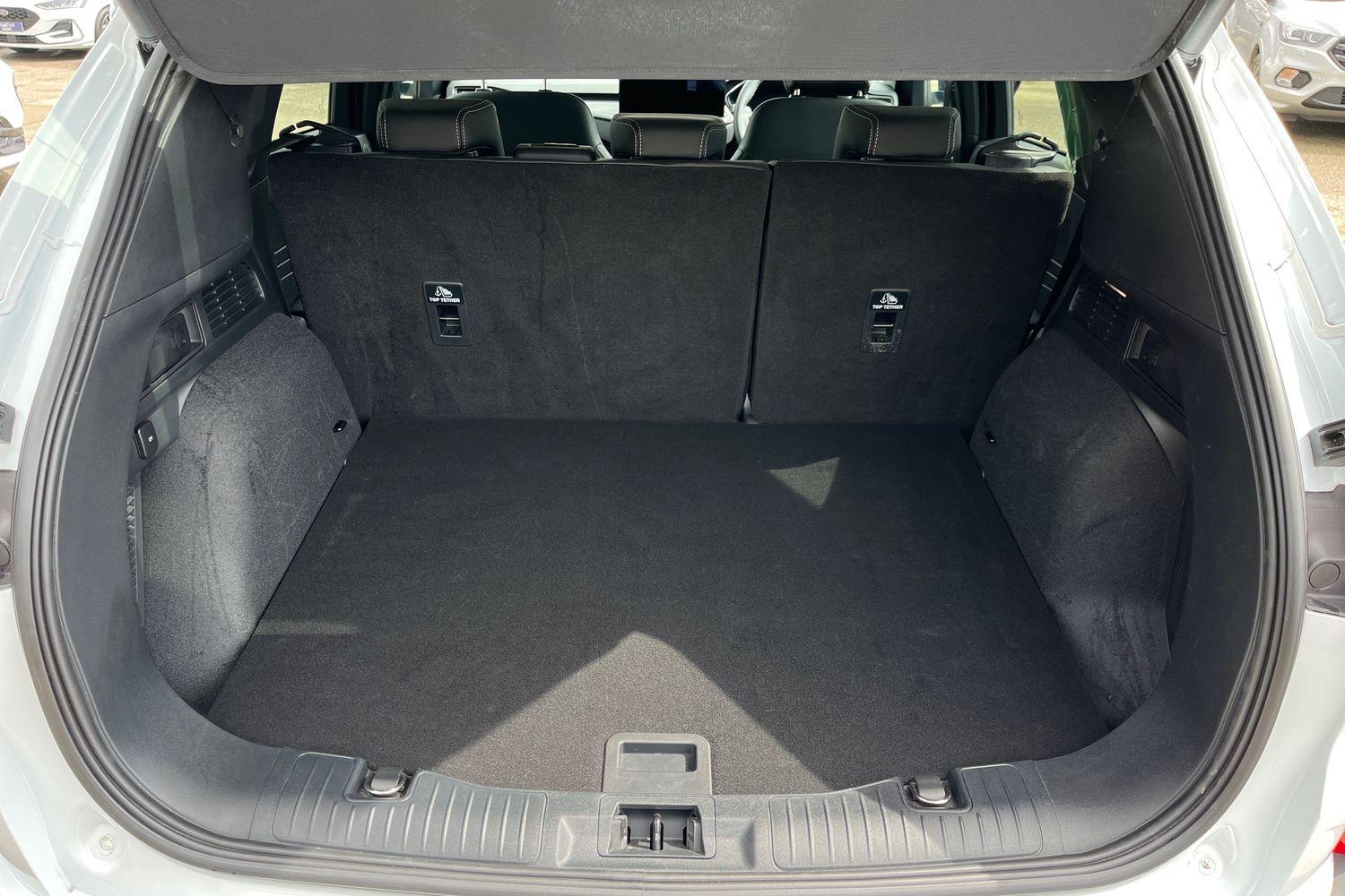 Ford KUGA Photo 20