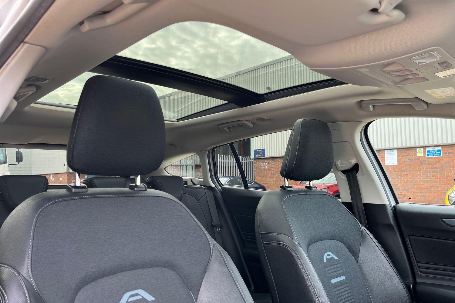 Ford Focus Photo 38