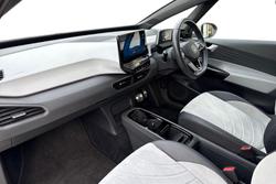 VOLKSWAGEN ID.3 Photo 2