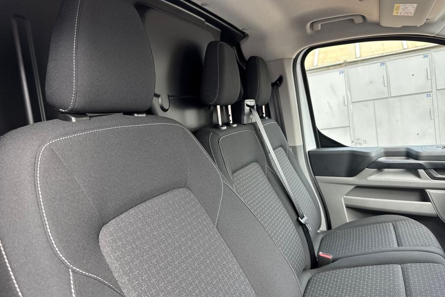 Used Ford E-TRANSIT CUSTOM MJ25VBU 29
