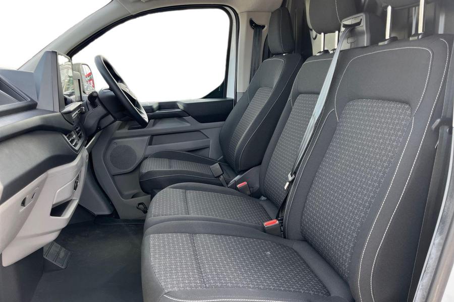 Ford E-Transit Custom Photo autoimg-9d38fef1e5bbf506cfc9be611dbd19ebe5a625ec.jpg