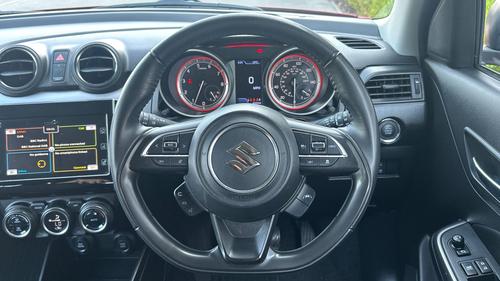 Suzuki Swift Photo autoimg-9d3ec7ab44e666e2e7470217d2cb65c26a12f0f8.jpg
