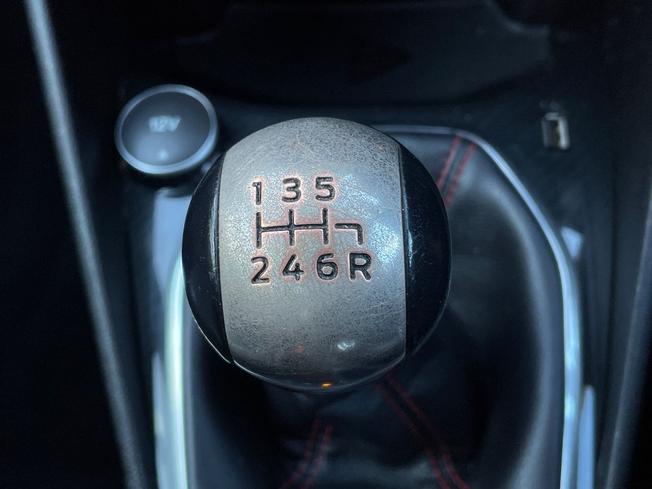 Ford Fiesta Photo 42