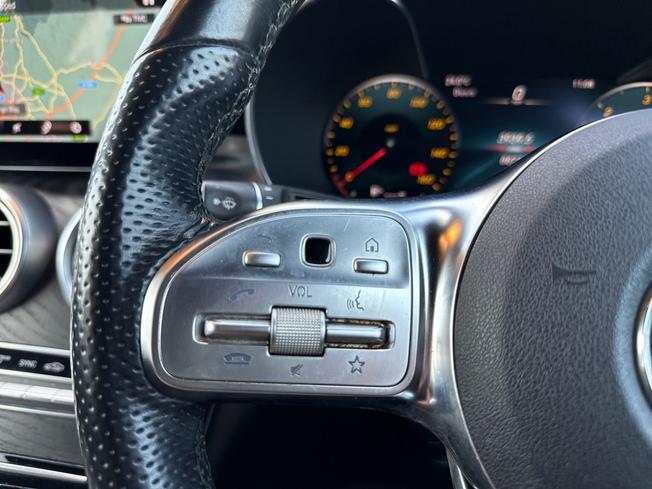 MERCEDES-BENZ Glc Photo 16