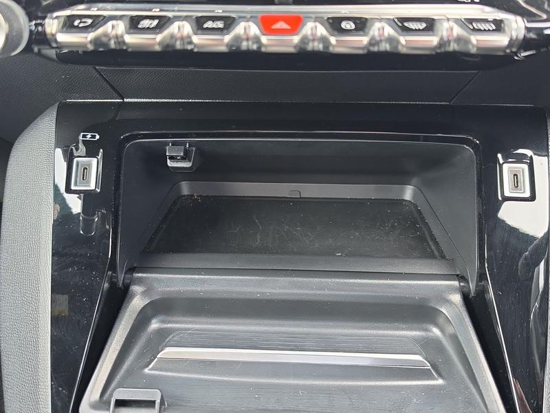 Used Peugeot 2008 ISZ7271 36