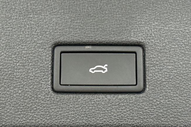 VOLKSWAGEN T-Roc Photo 34