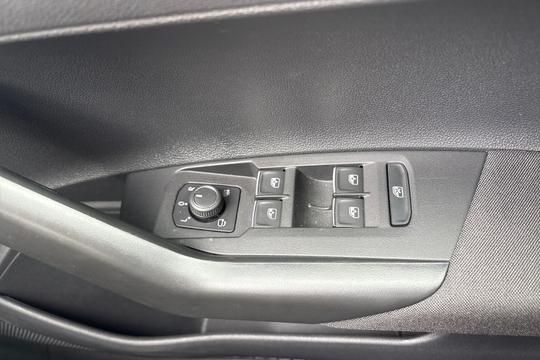 Volkswagen Polo Photo autoimg-9d57429d6b2e59ce08367313166e9b8da004314c.jpg