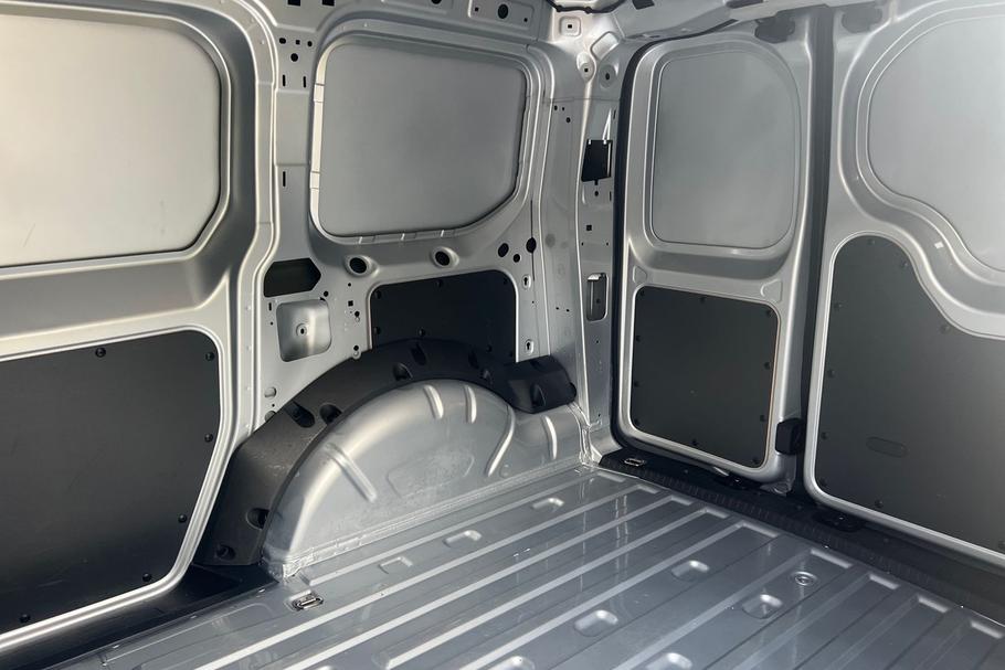 Used FORD TRANSIT CONNECT HS25CHD 4