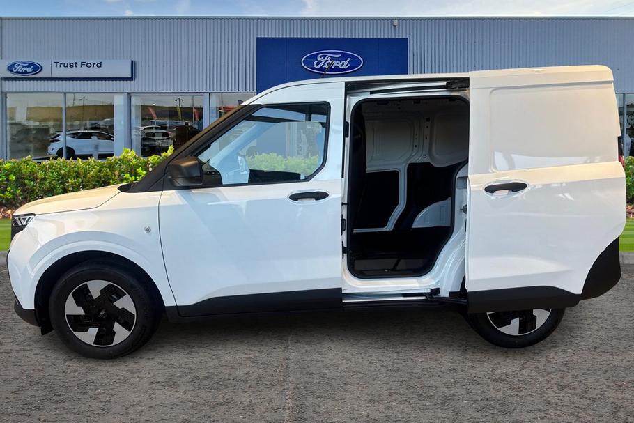 Used Ford TRANSIT COURIER BC75LCU 5